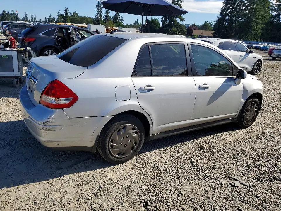 2010 NISSAN VERSA 1.8 S  