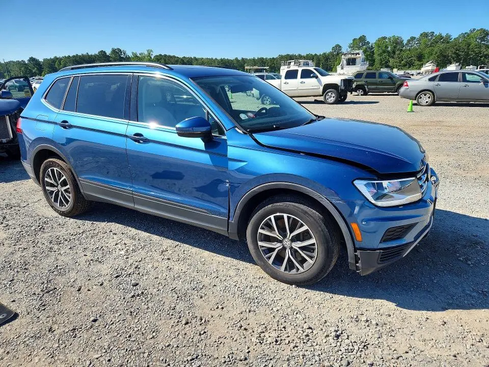 2019 VOLKSWAGEN TIGUAN SE  