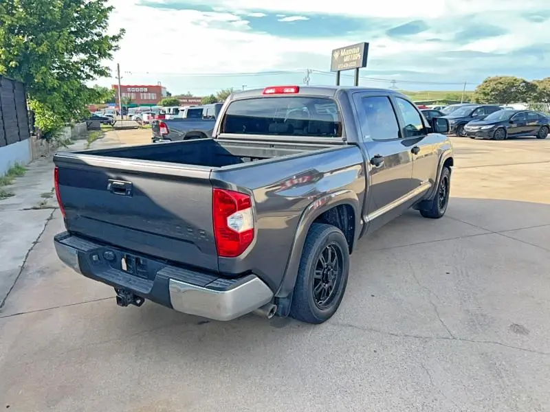 2015 TOYOTA TUNDRA CREWMAX SR5  