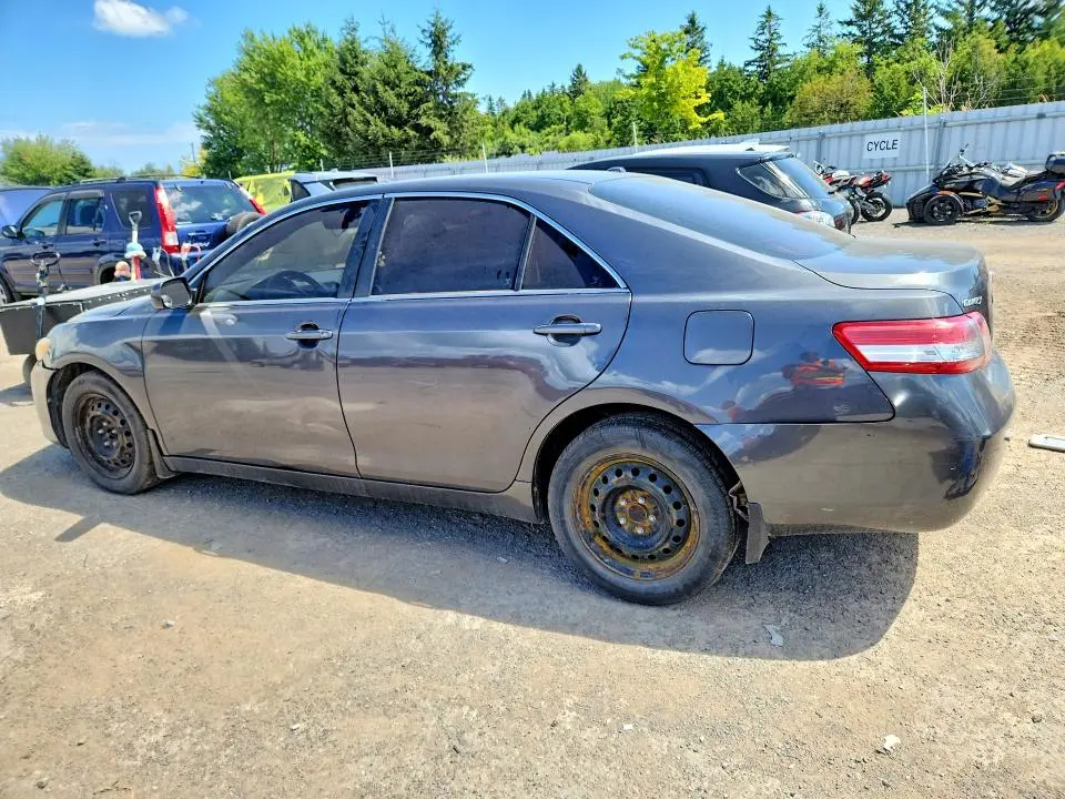 2010 TOYOTA CAMRY BASE  