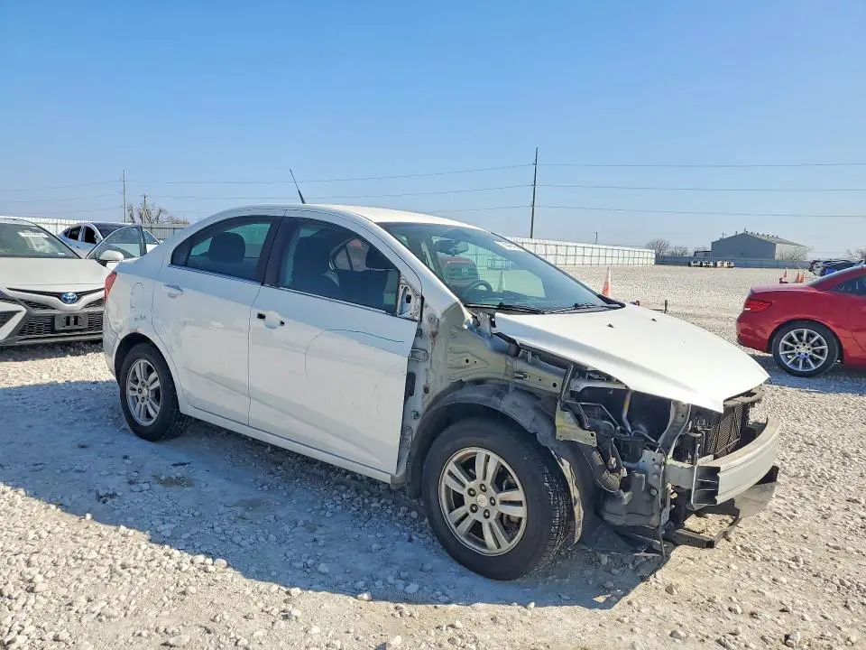2014 CHEVROLET SONIC LT  
