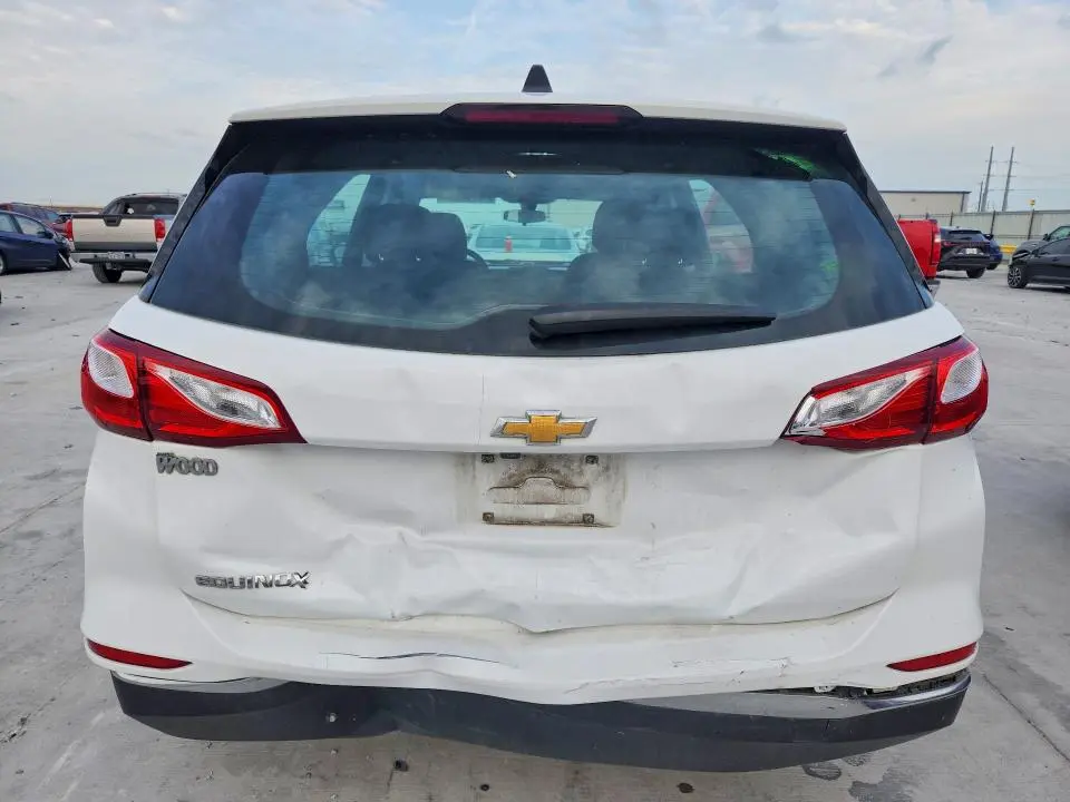 2018 CHEVROLET EQUINOX LS  