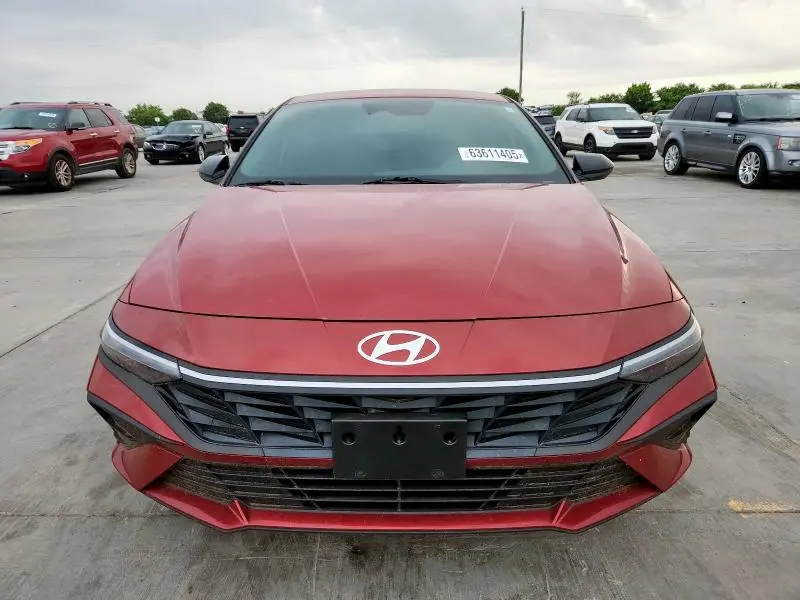 2025 HYUNDAI ELANTRA SEL SPORT  