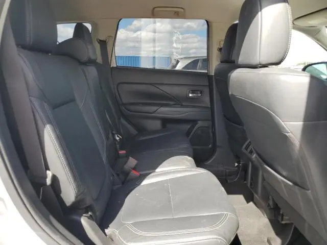 2020 MITSUBISHI OUTLANDER SE  