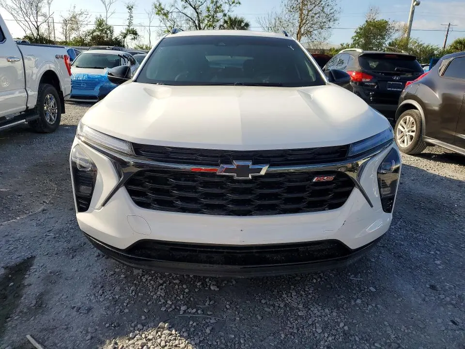 2025 CHEVROLET TRAX 2RS  
