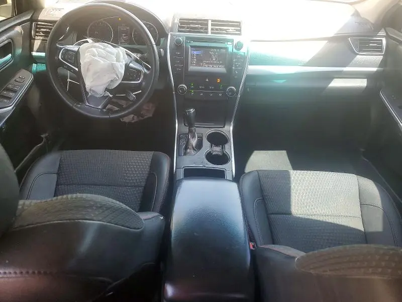 2015 TOYOTA CAMRY SE  