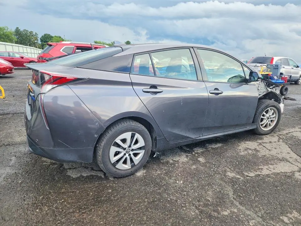 2017 TOYOTA PRIUS THREE  