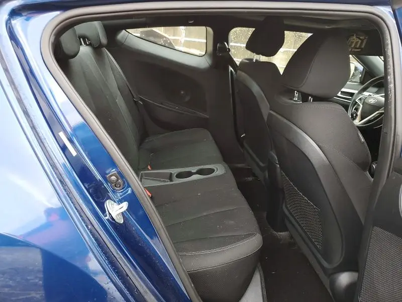 2017 HYUNDAI VELOSTER VALUE EDITION  