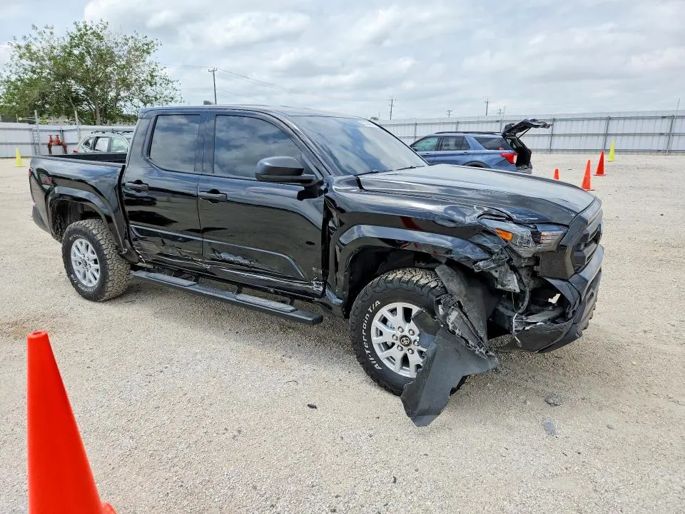 2025 TOYOTA TACOMA SR  
