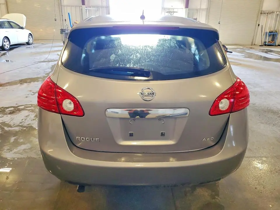 2011 NISSAN ROGUE S  