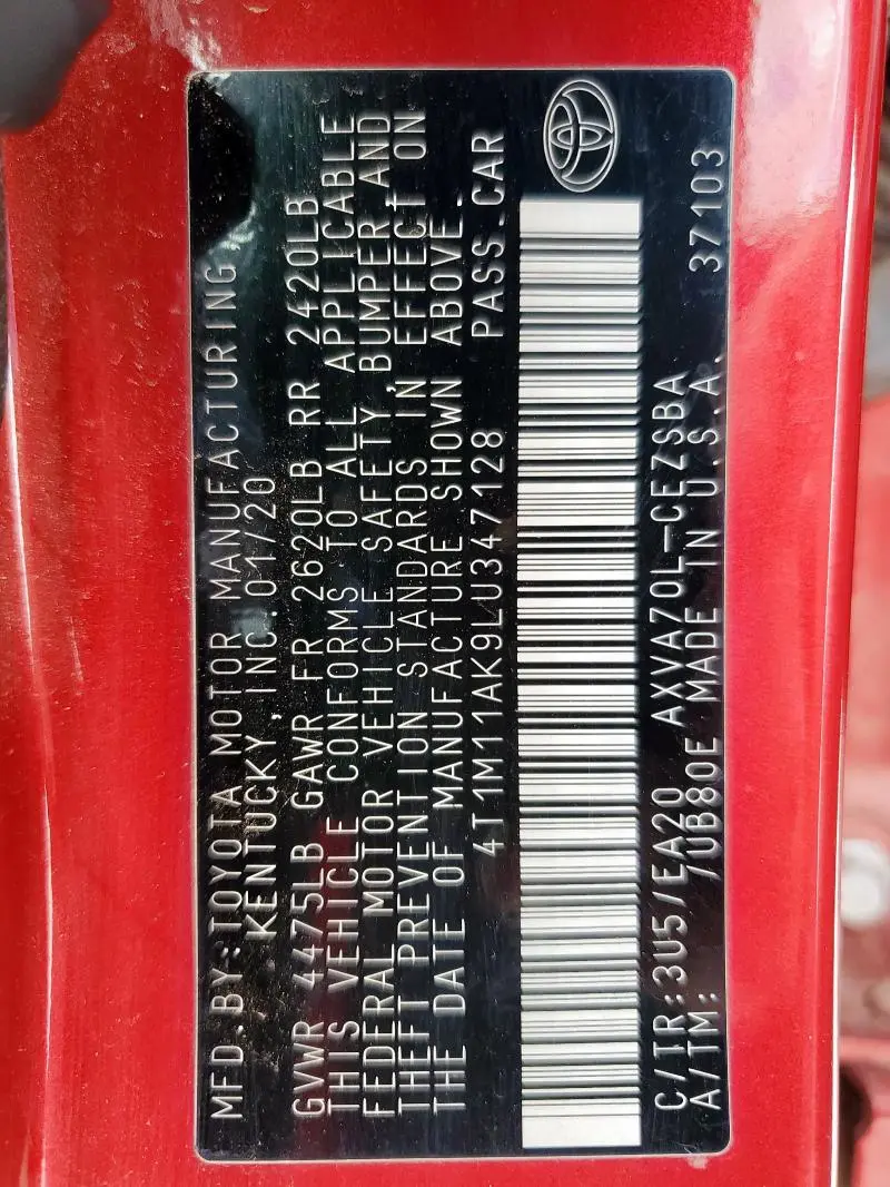 2020 TOYOTA CAMRY SE  