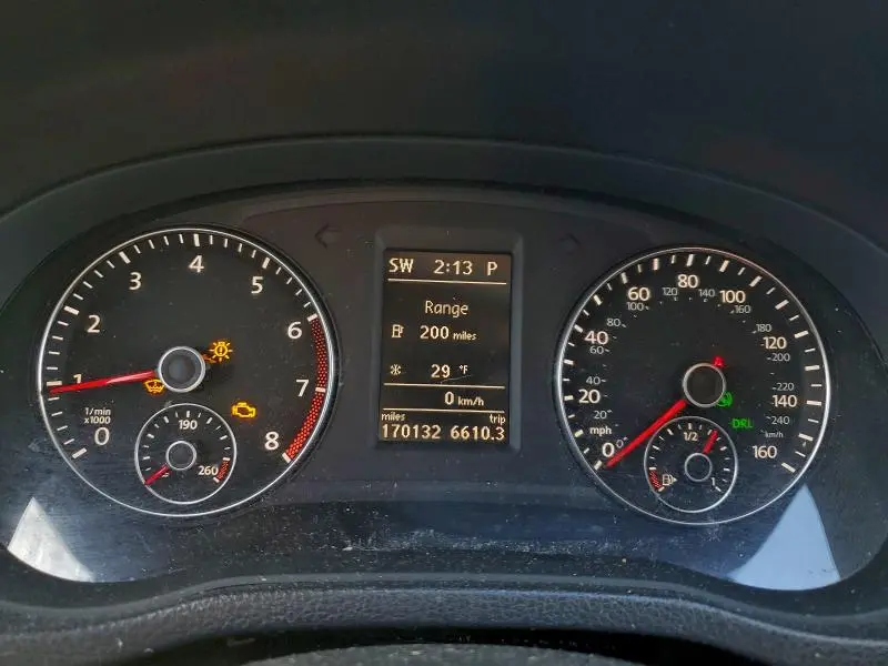 2012 VOLKSWAGEN PASSAT SE  