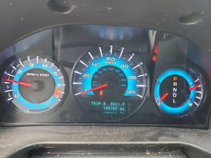 2010 FORD FUSION SE  