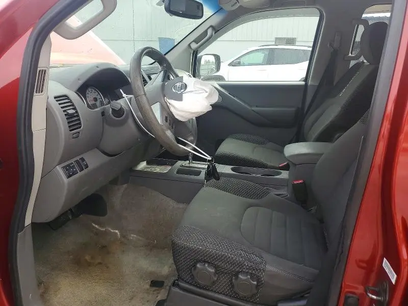2012 NISSAN FRONTIER S  