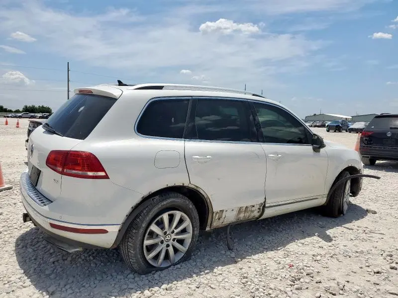 2017 VOLKSWAGEN TOUAREG EXECUTIVE  