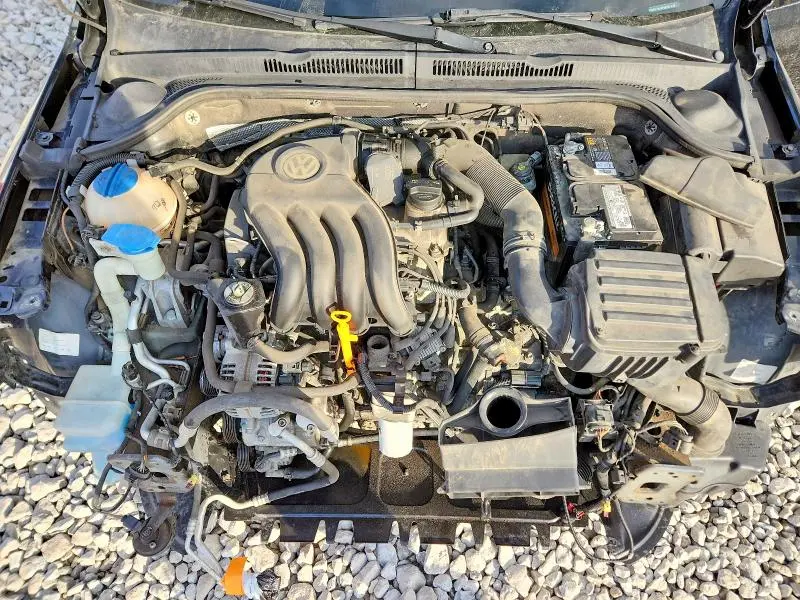 2015 VOLKSWAGEN JETTA BASE  