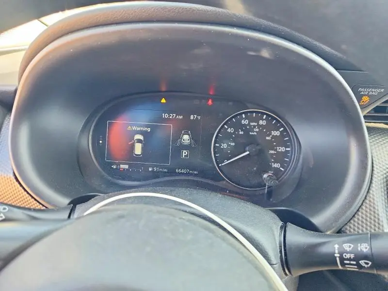 2022 NISSAN KICKS SV  