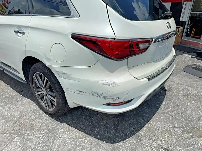 2019 INFINITI QX60 LUXE  