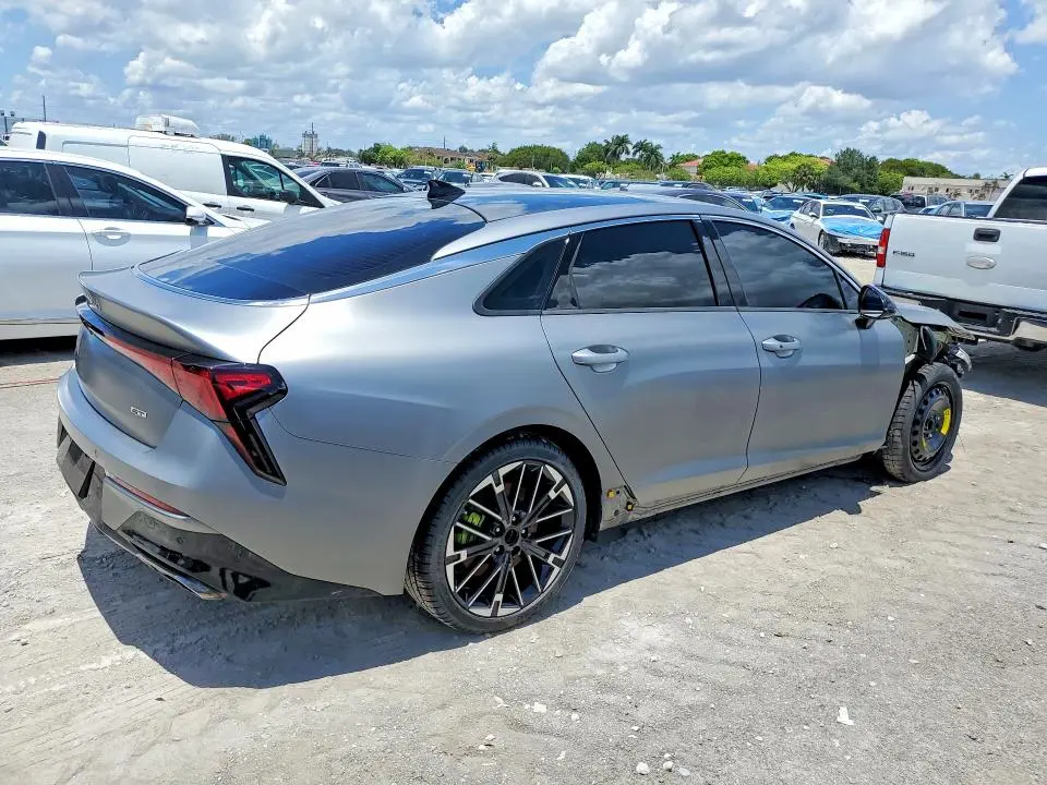 2025 KIA K5 GT  
