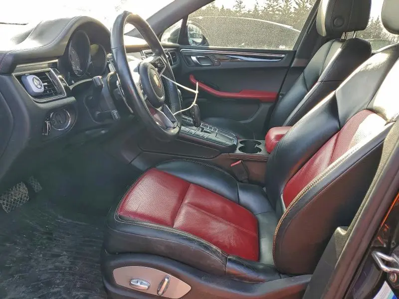 2017 PORSCHE MACAN S  