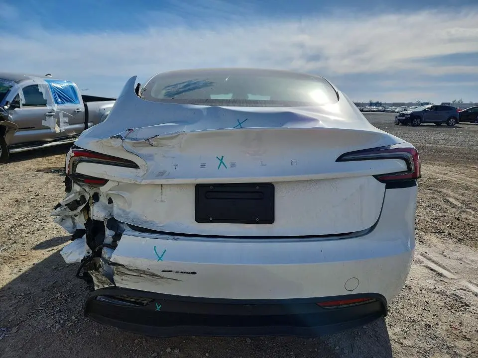2025 TESLA MODEL 3   