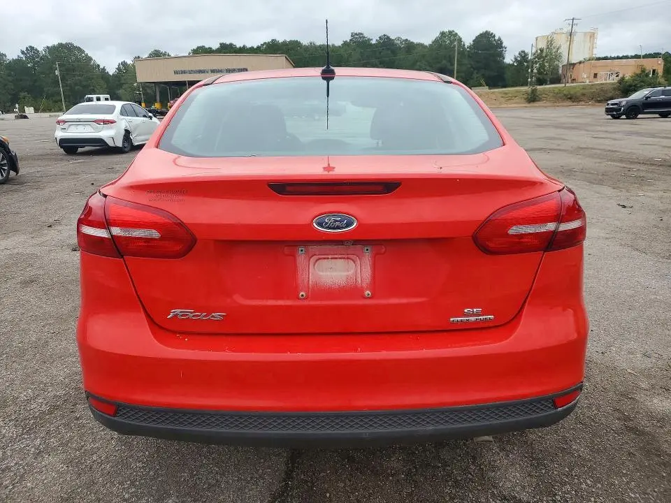 2017 FORD FOCUS SE  