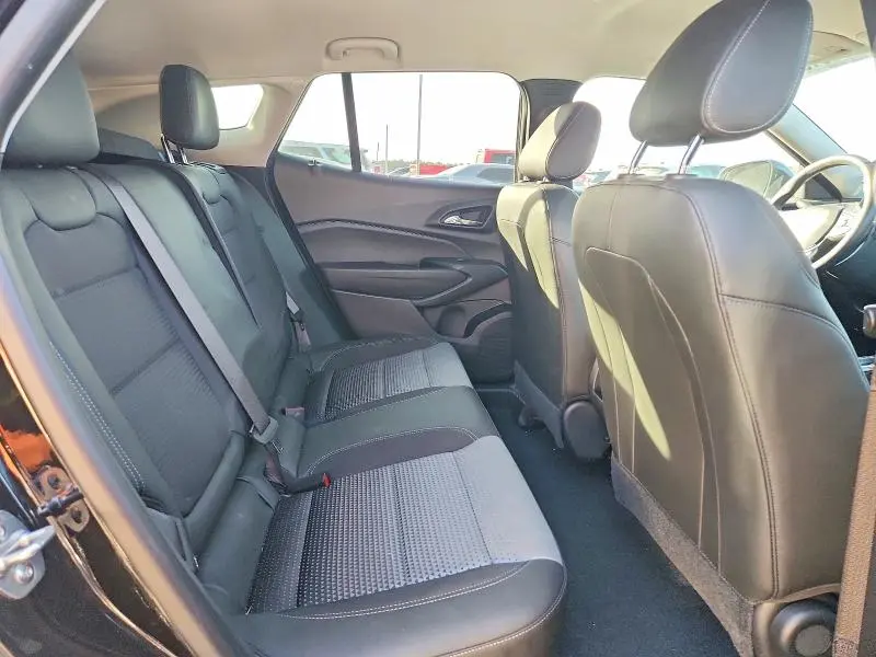 2025 CHEVROLET TRAX 1LT  