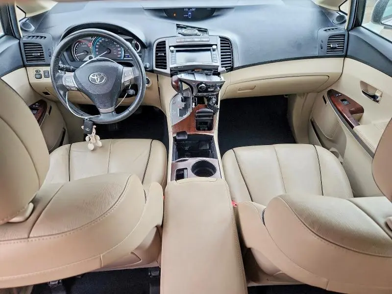 2010 TOYOTA VENZA FWD 4CYL  