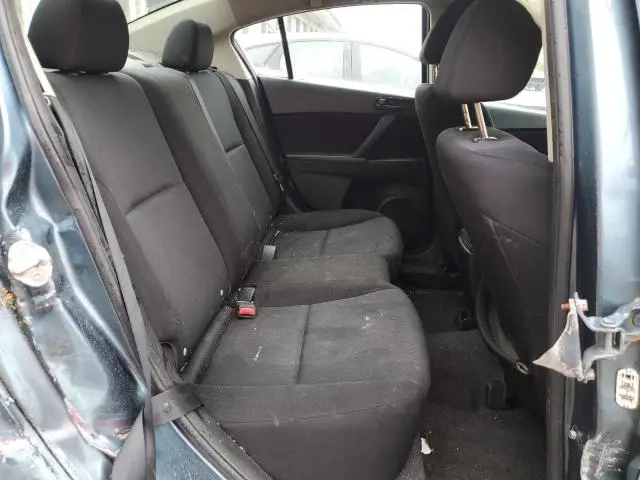 2010 MAZDA 3 I  