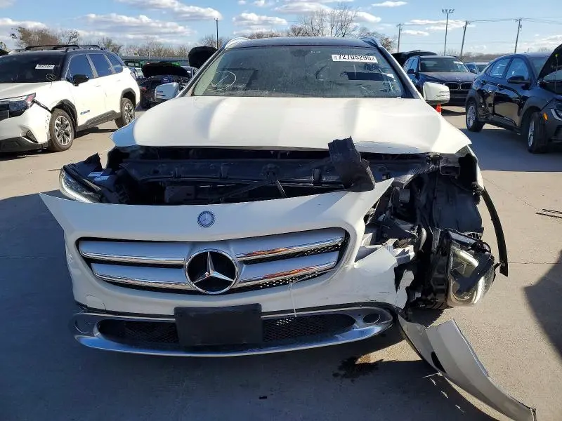 2015 MERCEDES-BENZ GLA 250 4MATIC  