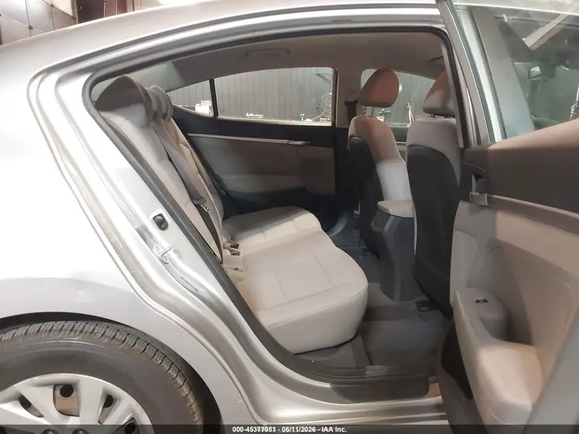 2020 HYUNDAI ELANTRA SE