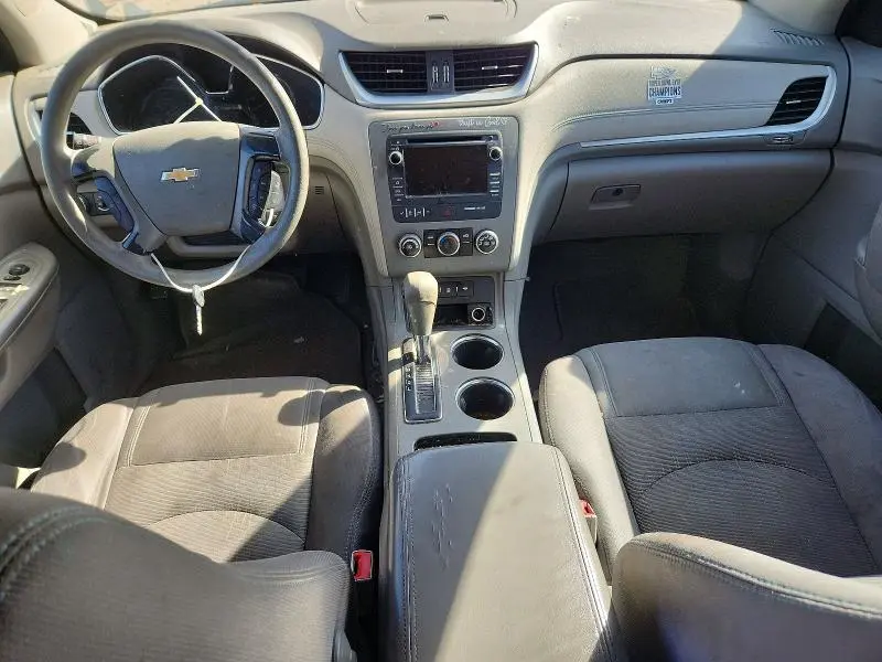 2013 CHEVROLET TRAVERSE LS  