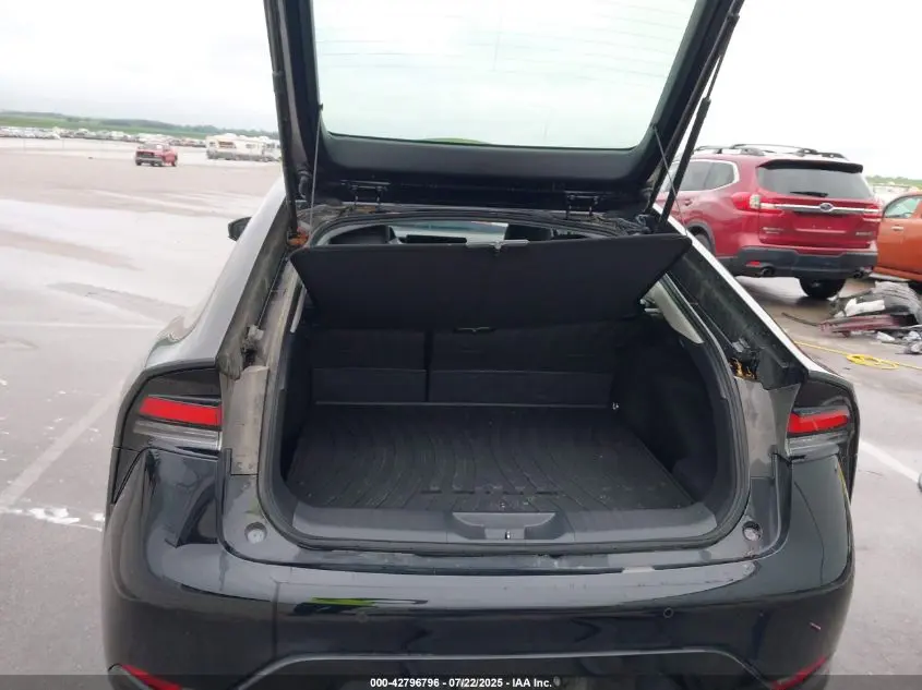2024 TOYOTA PRIUS XLE AWD-E