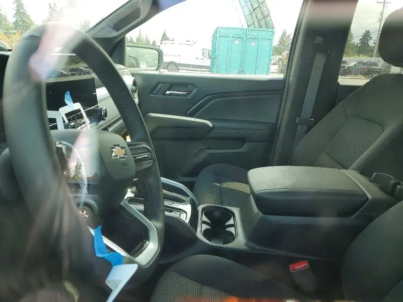 2025 CHEVROLET COLORADO LT  