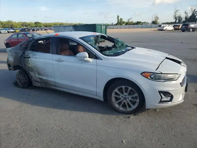 2019 FORD FUSION TITANIUM  