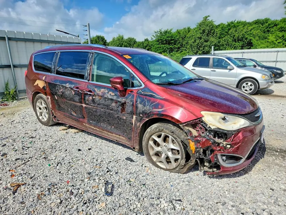 2020 CHRYSLER PACIFICA TOURING L  