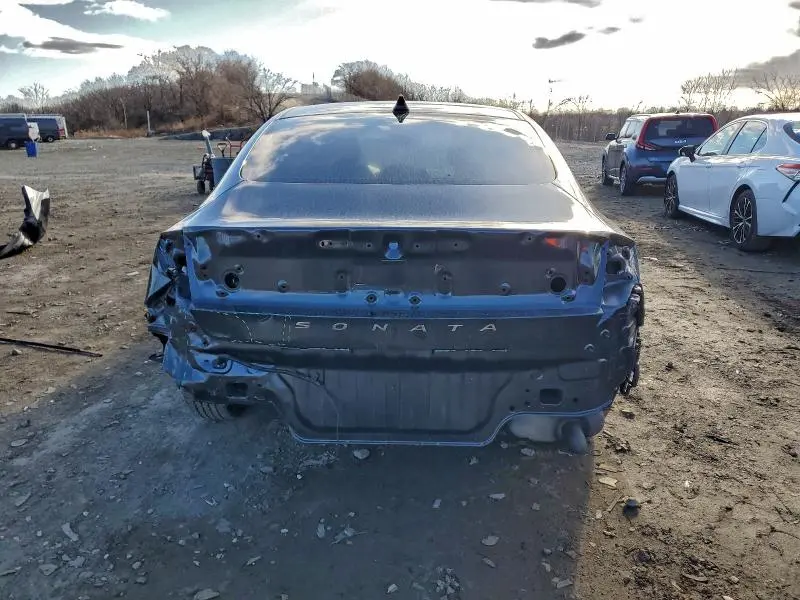 2021 HYUNDAI SONATA SE  