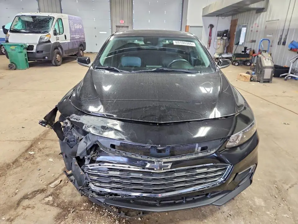 2017 CHEVROLET MALIBU LT  