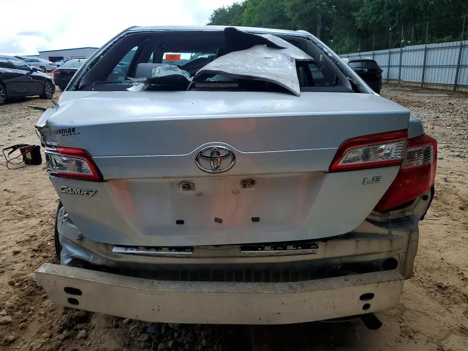 2012 TOYOTA CAMRY LE  