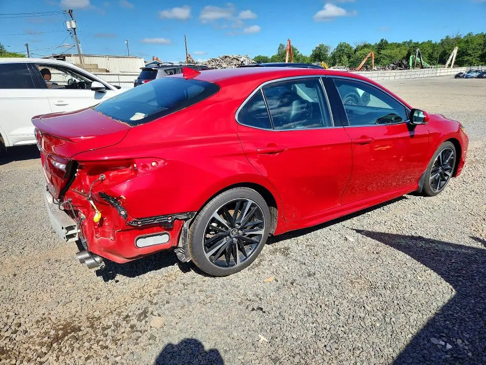2020 TOYOTA CAMRY XSE  