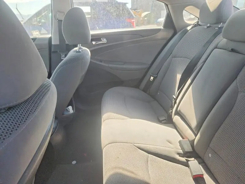 2011 HYUNDAI SONATA GLS  
