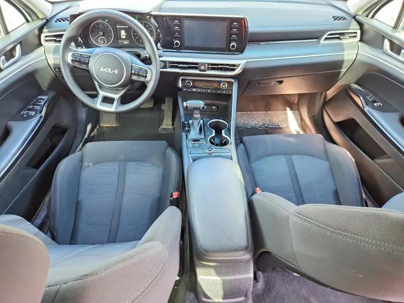 2022 KIA K5 LXS  