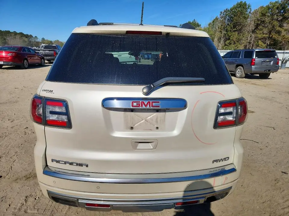 2015 GMC ACADIA DENALI  