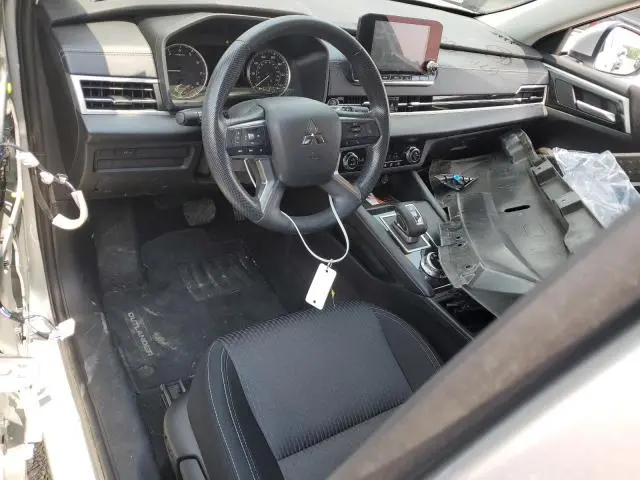 2024 MITSUBISHI OUTLANDER ES