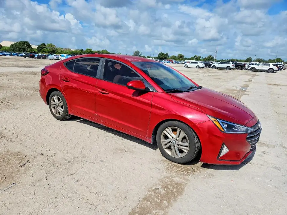 2019 HYUNDAI ELANTRA SEL  