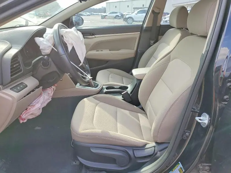 2019 HYUNDAI ELANTRA SEL  