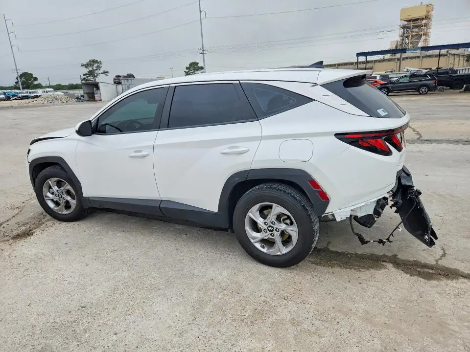 2024 HYUNDAI TUCSON SE  