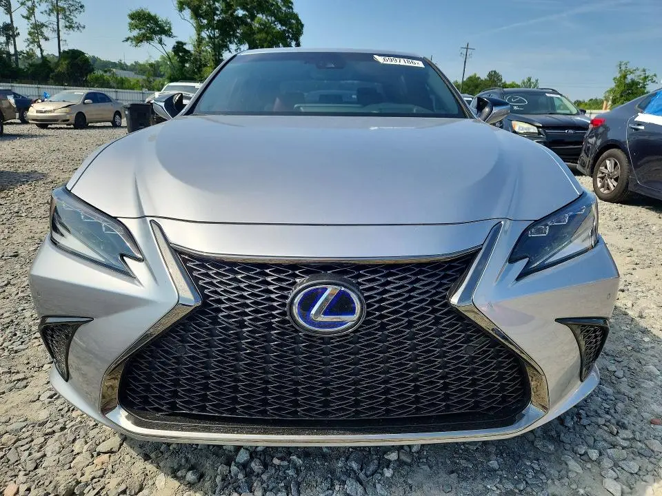 2022 LEXUS ES 300H F SPORT  
