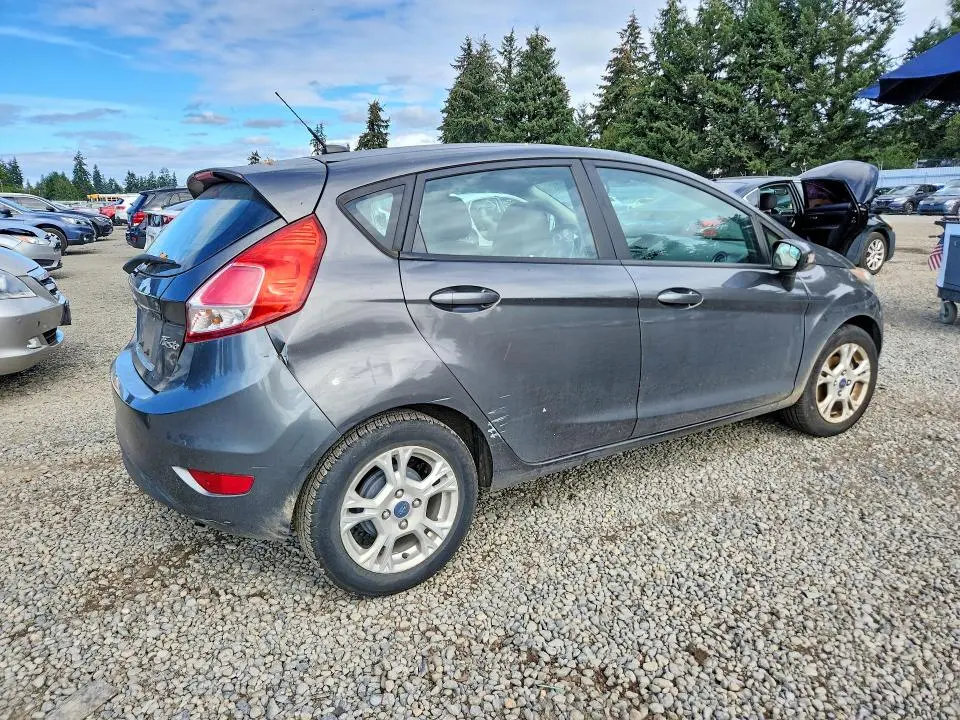 2015 FORD FIESTA SE  