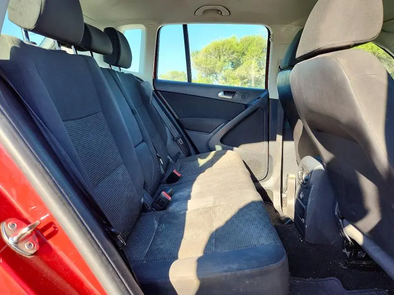 2014 VOLKSWAGEN TIGUAN S  